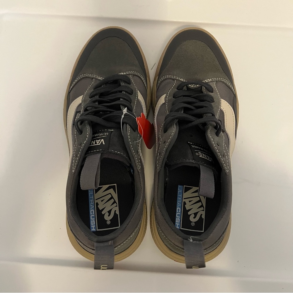 NWT / NIB 8M/9.5W Vans Ultrarange Exo Se - Picture 4 of 12